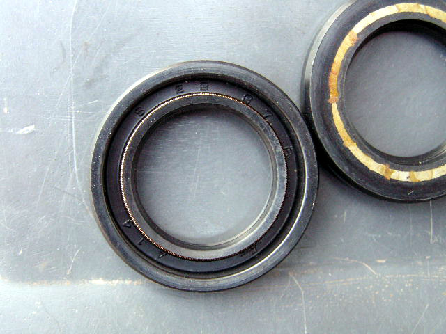 Yamaha motore fuoribordo Oilseal 23x37x6