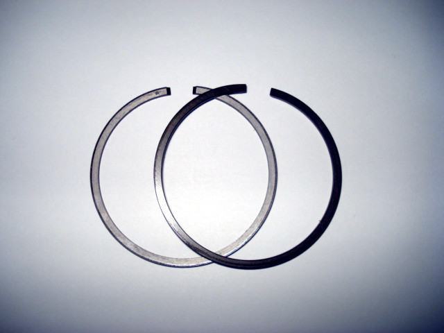 Yamaha Pistonring set 9.9C, 9.9D, 9.9F, 15C, 15D, 15F - Sulje napsauttamalla kuva