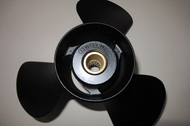 Yamaha Outboard Motor Propeller Black SST Type M 13-3/8"X23"-M - Cliquez sur l'image pour la fermer